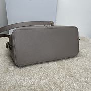 Celine Medium Cabas De France Bag Size 37 x 27 x 14 cm - 4