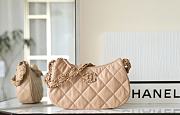 Chanel Underarm Bag Beige Size 23 x 13.5 x 5 cm - 3