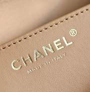 Chanel Underarm Bag Beige Size 23 x 13.5 x 5 cm - 6