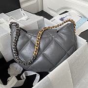 Chanel Underarm Bag Grey AS4638 Size 25 × 20 × 7 cm - 5