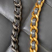 Chanel Underarm Bag Grey AS4638 Size 25 × 20 × 7 cm - 2