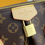 Louis Vuitton LV Boétie Handbag M45987 Size 31.5 x 28 x 16 cm - 2