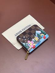 Louis Vuitton Leather Folding Wallet Size 11 x 8.5 x 2 cm - 5