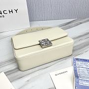 Givenchy Small Leather 4G Crossbody Bag White Size 21 x 15 x 6 cm - 5