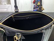 Louis Vuitton LV Lock It MM High End Black M22914 Size 36 x 29 x 15 cm - 5