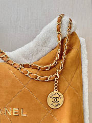 Chanel 22 Handbag Size 38 × 42 × 8 cm - 4