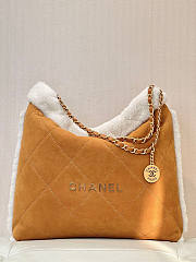 Chanel 22 Handbag Size 38 × 42 × 8 cm - 2