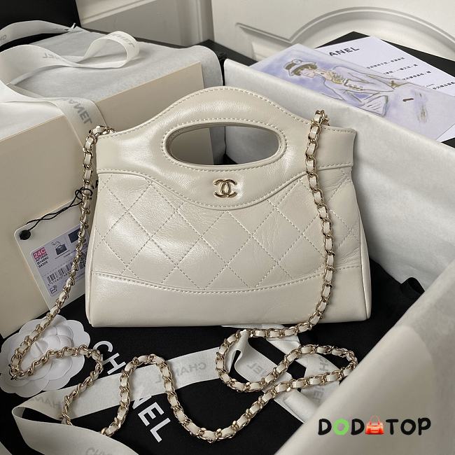 Chanel Mini 31 Bag White Size 17.5 × 20.5 cm - 1
