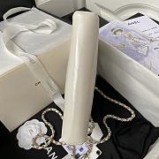 Chanel Mini 31 Bag White Size 17.5 × 20.5 cm - 5