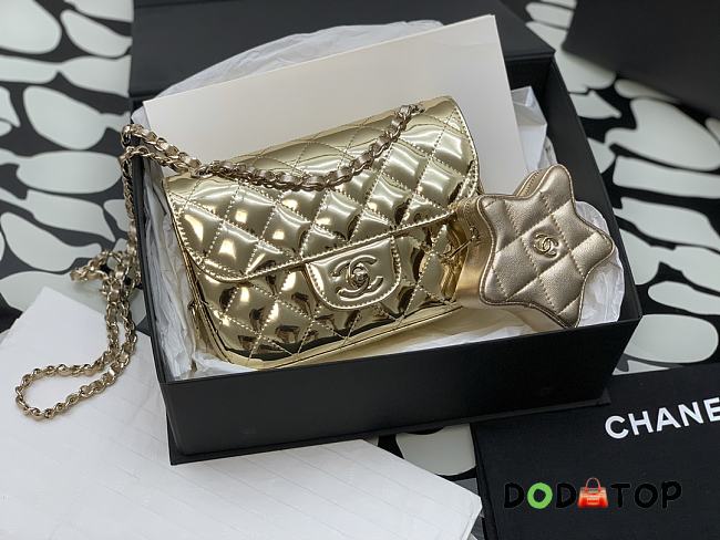 Chanel Flap Bag Star Coin Gold Size 20 x 15 x 4 cm - 1