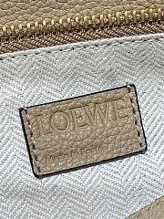 Loewe Leather Puzzle Top-Handle Sand Size 29 x 12 x 19 cm - 4