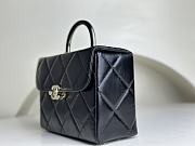 Chanel Retro Box Bag Black Size 13.5 x 19 x 8 cm - 2