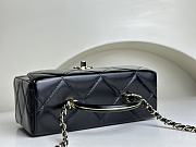 Chanel Retro Box Bag Black Size 13.5 x 19 x 8 cm - 4