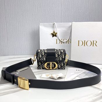 Dior 30 Montaigne Mini Box Bag Blue Size 17.5 x 11.5 x 5 cm