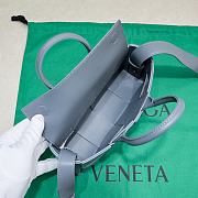 Bottega Veneta Mini East-West Arco Tote Handbag Size 22 x 11 x 5.5 cm - 2