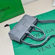 Bottega Veneta Mini East-West Arco Tote Handbag Size 22 x 11 x 5.5 cm - 3