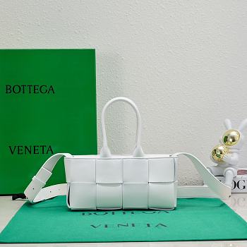 Bottega Veneta Mini East-West Arco Tote Handbag White Size 22 x 11 x 5.5 cm