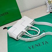 Bottega Veneta Mini East-West Arco Tote Handbag White Size 22 x 11 x 5.5 cm - 6