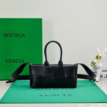 Bottega Veneta Mini East-West Arco Tote Handbag Black Size 22 x 11 x 5.5 cm