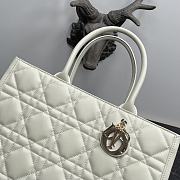 Dior Saddle Shoulder Pouch White Size 36 cm - 4