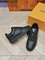 Louis Vuitton LV Rivoli Sneaker Black  - 6