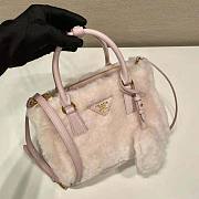 Prada Galleria Shearling Mini Bag Pink Size 14.5 x 9.5 x 20 cm - 2