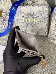 Dior Patent Card Holder Gray Size 10.5 x 7.5 x 1 cm - 5