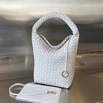 Bottega Veneta Cabat Bucket Bag White Size 35.5 x 21 x 13 cm