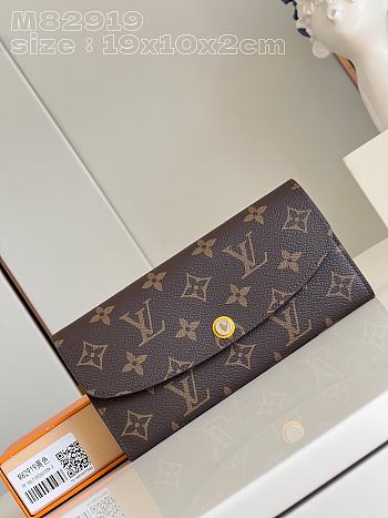 Louis Vuitton LV Emilie Wallet Monogram Canvas M82919 Size 19 x 10 x 2 cm