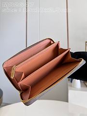 Louis Vuitton LV Zippy Wallet Mahina Leather M82647 Size 19 x 10 x 2.5 cm - 5