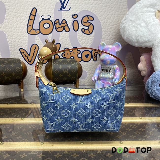 Louis Vuitton Hills Pochette Monogram Denim M82949 Size 20 x 6 x 16 cm - 1