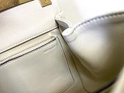Valentino Garavani One Stud Leather Bag White Size 24 x 18 x 10 cm - 5