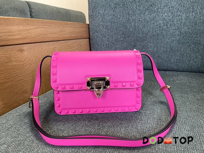  Valentino Garavani Rockstud 23 Small Bag In Pink Size 18.5 x 12 x 8 cm - 1