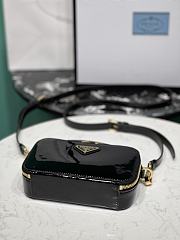 Prada Patent Leather Top-Handle Bag Black Size 17.5 x 10.5 x 4.5 cm - 2