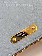 Louis Vuitton LV Wallet On Chain Lily M83233 Size 20.5 x 10 x 3.5 cm - 4