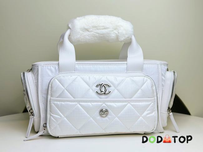Chanel Coco Neige Travel Bag White Size 16 x 35 x 20 cm - 1