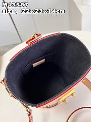 Louis Vuitton LV Monogram Duffle Bucket Bag M43587 Size 22 x 23 x 14 cm - 3