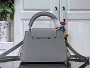  Louis Vuitton LV M56071 Capucines Mini Handbag Taro Purple Size 21 x 14 x 8 cm - 5
