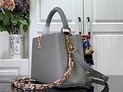 Louis Vuitton LV M48865 Capucines Medium Handbag Taro Purple Size 31.5 x 20 x 11 cm - 5