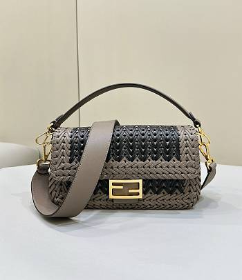 Fendi Baguette Bag In Sand And Black Size 27 x 6.5 x 15 cm