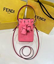 Fendi Mon Tresor Bucket Bag Pink Size 12 × 18 × 10 cm - 1
