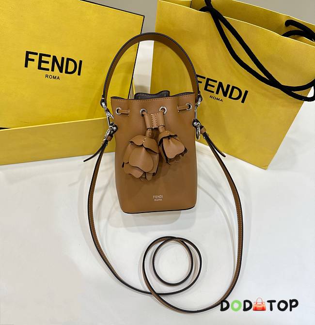 Fendi Mon Tresor Bucket Bag Brown Size 12 × 18 × 10 cm - 1