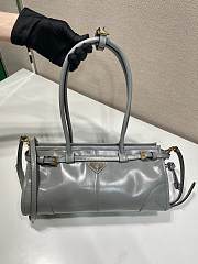 Prada Medium Leather Handbag Grey Size 32 x 15.5 x 12 cm - 4