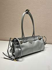 Prada Medium Leather Handbag Grey Size 32 x 15.5 x 12 cm - 2