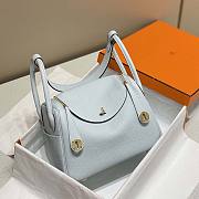 Hermes Lindy 26 in Clemence Leather Blue Size 26 x 18 x 14 cm - 4