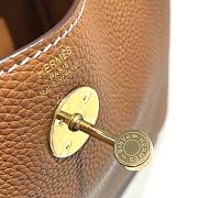 Hermes Lindy 26 in Clemence Leather Brown Size 26 x 18 x 14 cm - 6