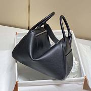 Hermes Lindy 26 in Clemence Leather Black Size 26 x 18 x 14 cm - 6