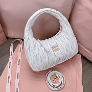 Miumiu White Mini Wander Hobo Bag Size 25 x 18 x 7 cm - 2
