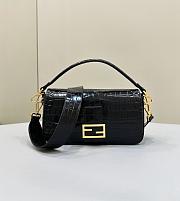 Fendi Baguette Bag In Crocodile Leather Size 27 x 6 x 16 cm - 1