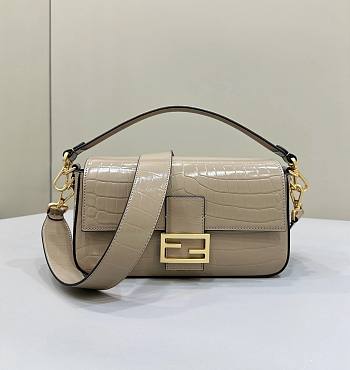 Fendi Baguette Bag In Crocodile Leather Beige Size 27 x 6 x 16 cm